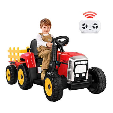 Traktor na akumulator sa prikolicom
