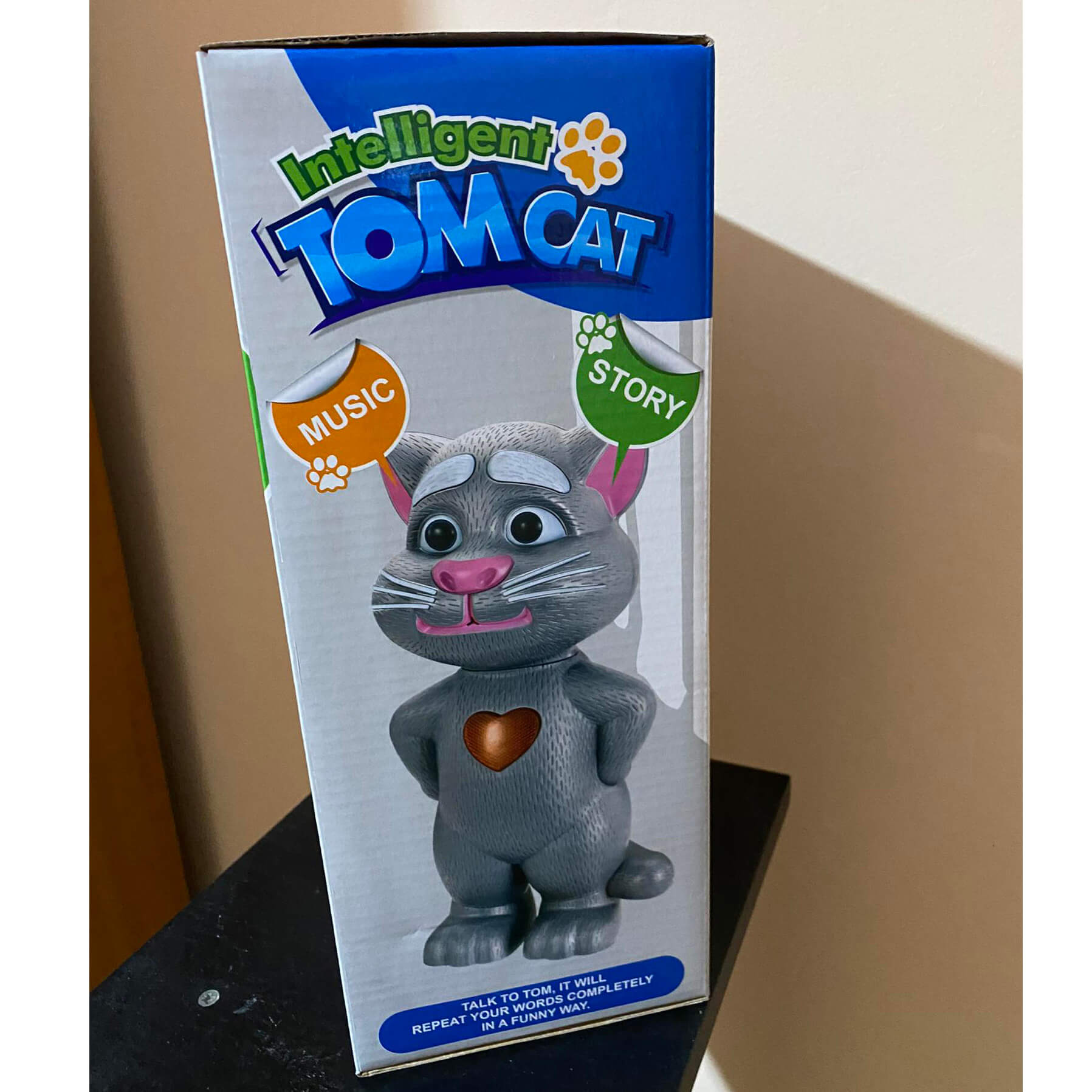 Veliki brbljivi mačak Tom